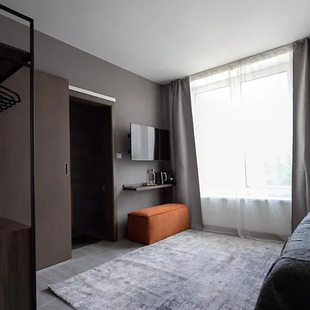 Luong Europe Prague