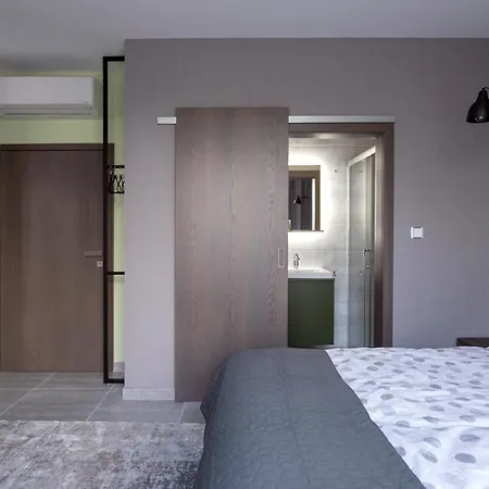 Luong Europe Homestay *