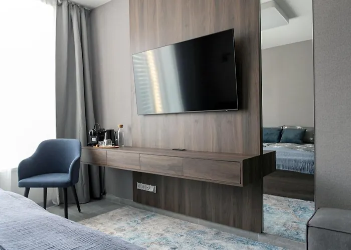 Luong Europe Homestay szállás *
