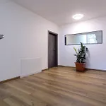 ホームステイ Luong Europe プラハ